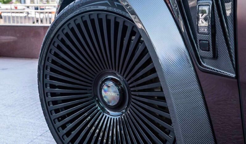 
								Rolls Royce Cullinan Keyvany full									