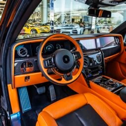 
										Rolls Royce Cullinan full									