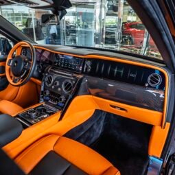 
										Rolls Royce Cullinan full									