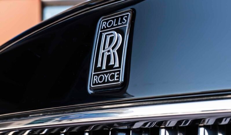 
								Rolls Royce Cullinan full									
