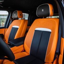 
										Rolls Royce Cullinan full									