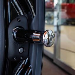 
										Rolls Royce Cullinan full									