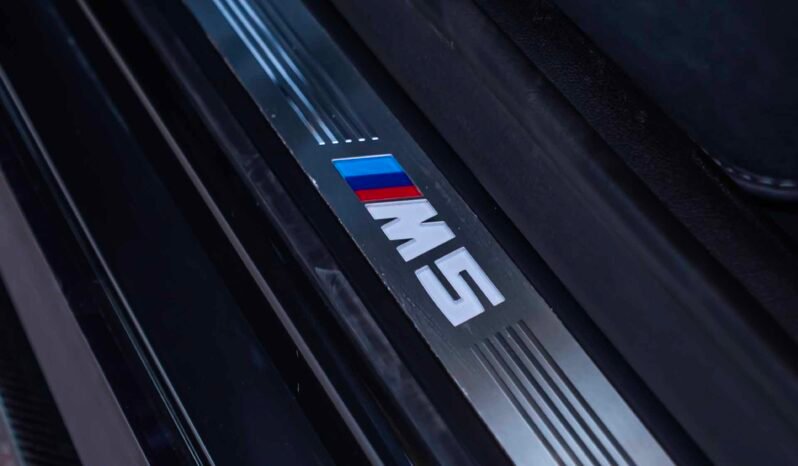 
								BMW-M5 full									