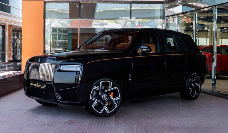 
								Rolls Royce Cullinan full									