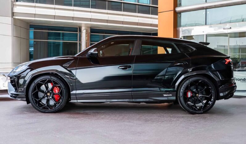 
								Lamborghini Urus Performance full									