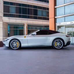 
										Ferrari Roma Spider full									