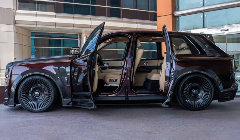 
								Rolls Royce Cullinan Keyvany full									