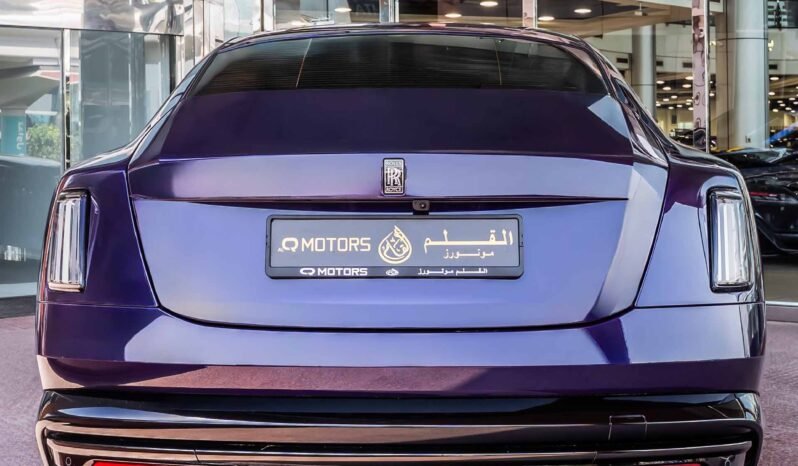 
								Rolls Royce Spectre full									