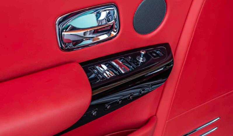 
								Rolls Royce Phantom full									