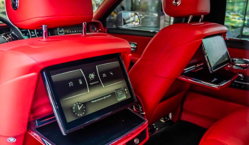 
								Rolls Royce Phantom full									