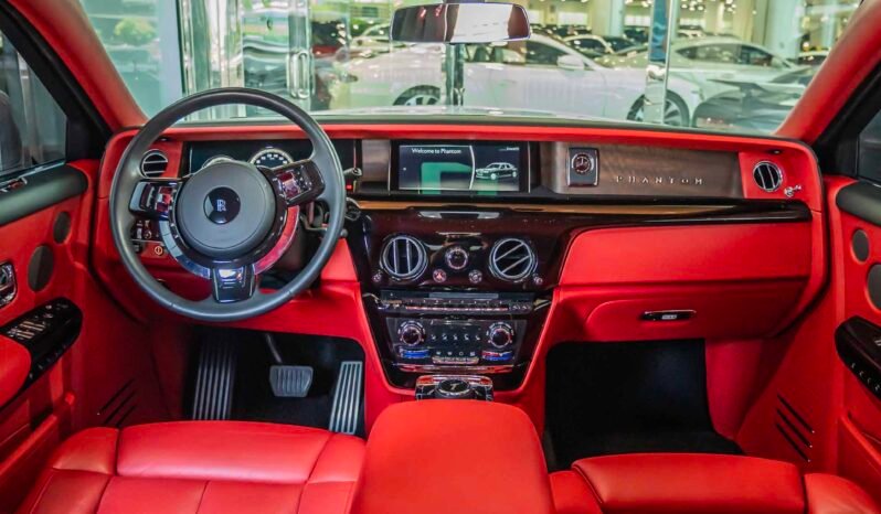 
								Rolls Royce Phantom full									