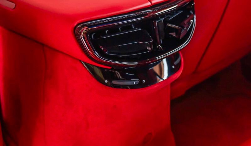 
								Ferrari Purosangue full									