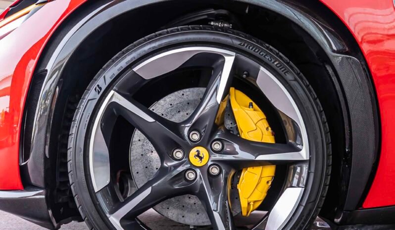 
								Ferrari Purosangue full									