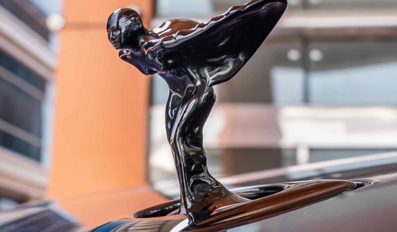 
								Rolls Royce Spectre full									