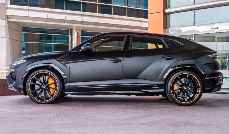 
								Lamborghini Urus SE full									