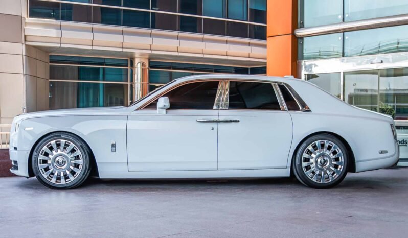 
								Rolls Royce Phantom full									