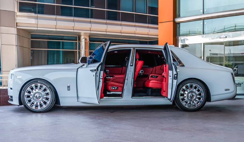 
								Rolls Royce Phantom full									